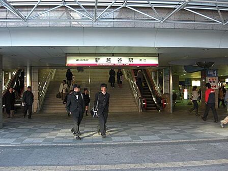 新越谷駅(800m)