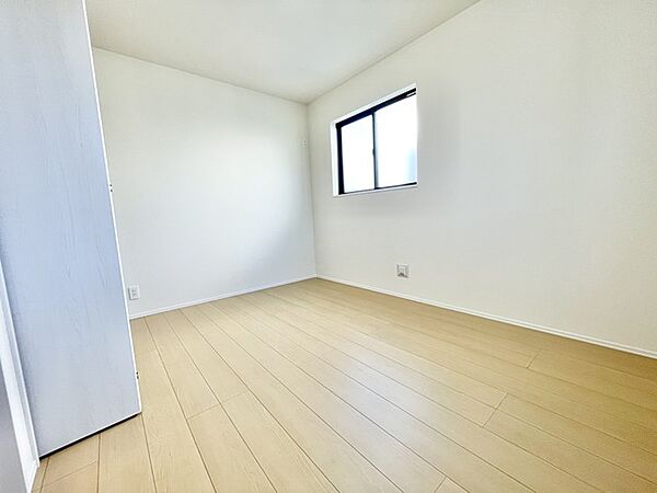 洋室を拡大表示