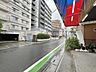 外観：落ち着いた街並みに寄り添う、穏やかな日常が広がる周辺環境です。