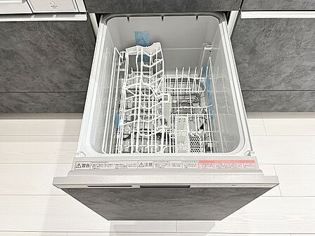 日々の暮らしをスムーズに整える洗練された機能美が息づく空間