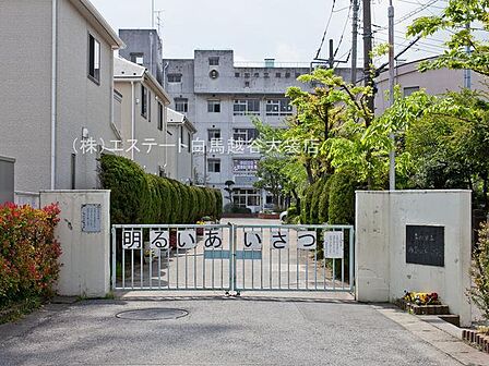 草加市立両新田中学校(780m)