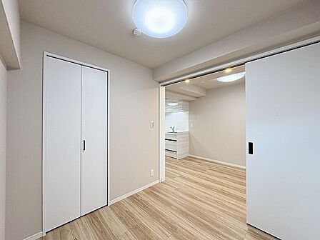 白を基調としたすっきりと清潔感のある空間が穏やかな暮らしを演出します
