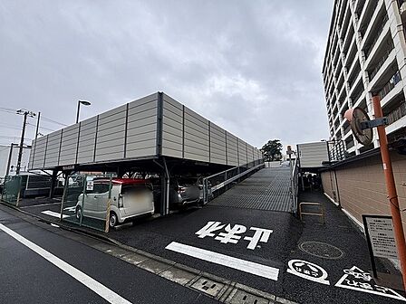 機能的で使い勝手に配慮されたゆとりある敷地内スペースが心地よい日常を支えます