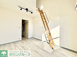 第3シャンポール 2階ワンルームのリビング/ダイニング