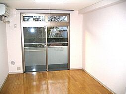 エステージ西調布 1階ワンルームのリビング/ダイニング