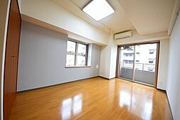 京王線 国領駅 徒歩3分の賃貸マンション 6階1Kのリビング/ダイニング