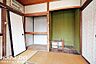 浴室：■■本日内覧可能■■阪急宝塚線「服部天神」駅徒歩12分・「庄内」駅徒歩14分！2階建て・和室メインの落ち着きのあるお家です♪奥行きのある南向きバルコニー・居住用はもちろん、収益としてもおすすめです！