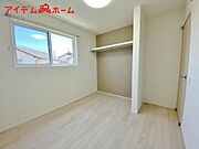 広々とした居住空間は日々の暮らしを彩り、 心のやすらぎと満足感を与えてくれます。