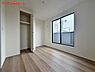洋室：5号棟 広々とした居住空間は日々の暮らしを彩り、 心のやすらぎと満足感を与えてくれます。