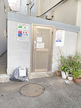 ごみ置場