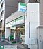 周辺：ファミリーマート中葛西八丁目店 徒歩7分。コンビニ 520m