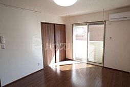 グリーンゲイブルズ 1階1Kのリビング/ダイニング