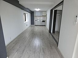 明治レジデンス 1階1LDKのリビング/ダイニング