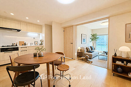 家具配置イメージは現況の物件写真にCGによる画像処理を行っています。家具等は販売価格に含まれません。