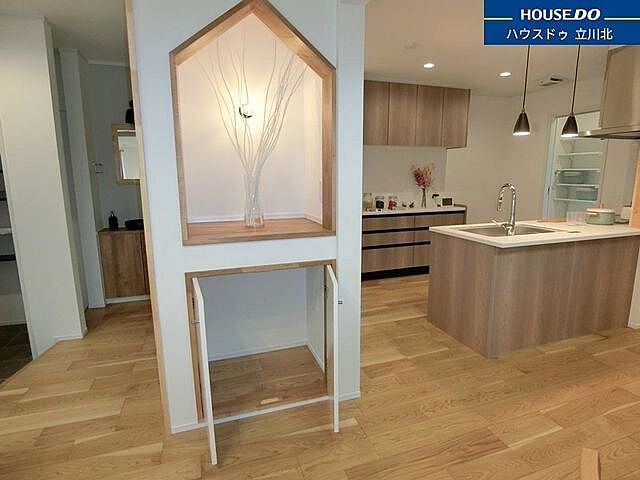 収納 福生市大字福生948-12