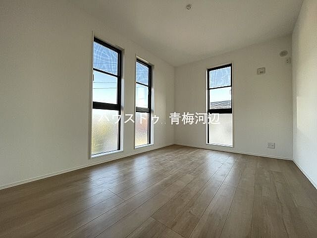 室内 青梅市木野下1丁目