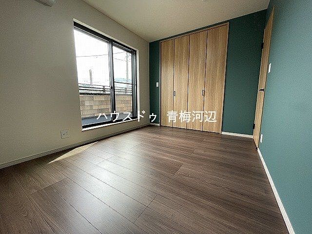 室内 青梅市千ヶ瀬町3丁目