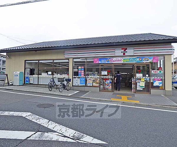 セブンイレブン京都鷹峯藤林店まで191m 身近なコンビニ。駐車場が広く、ゆったりお買い物できます。