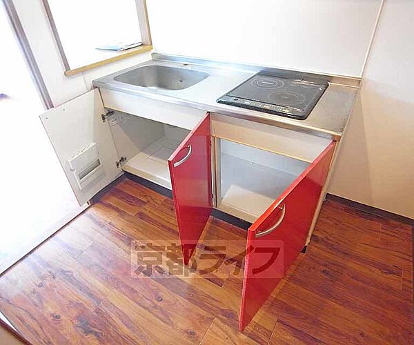 画像26:便利なキッチン収納です。