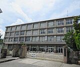 打出中学校まで1360m