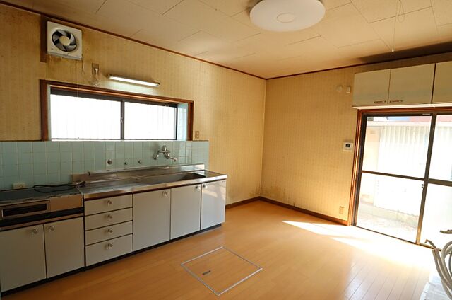 キッチン 岩出市船戸1110-69