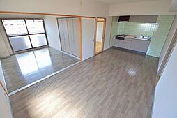 ロイヤルハイツ下田弐番館 5階3LDKのリビング/ダイニング