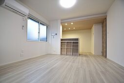 ラ・ココル 2階1LDKのリビング/ダイニング