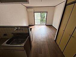 JR鹿児島本線 春日駅 徒歩5分の賃貸アパート 1階ワンルームのリビング/ダイニング