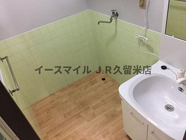 画像14:ゆったりとスペースのある洗面所