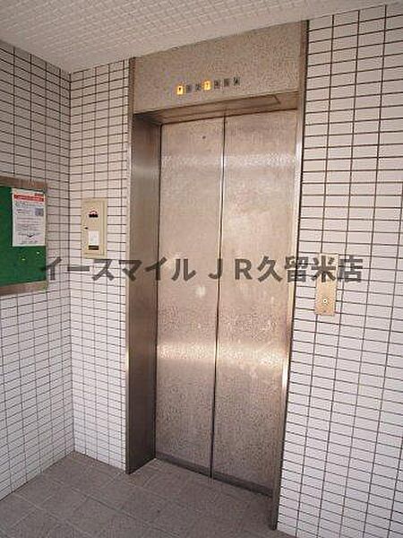 画像11:エレベーターです