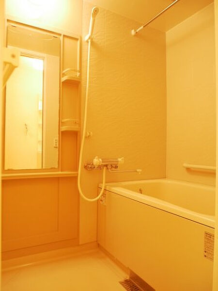 画像22:浴室
