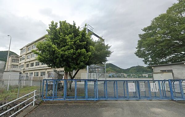 画像12:静岡市立服織小学校