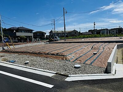 外観：〜区画の整ったキレイな街並み　保育園・幼稚園・小中学校近く、生活環境も整っています〜