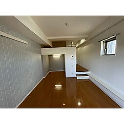 京王相模原線 京王多摩センター駅 徒歩8分の賃貸マンション 4階ワンルームのリビング/ダイニング