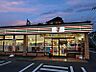 周辺：セブンイレブン 八王子中央図書館前店（393m）