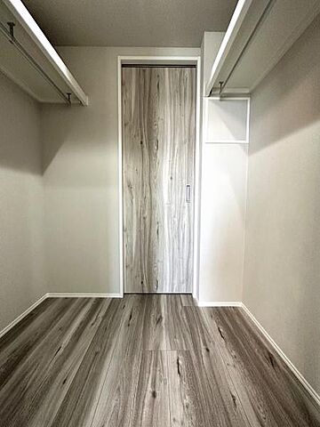 収納 ライオンズマンション相模大野　「相模大野」駅　歩3分 10階/-