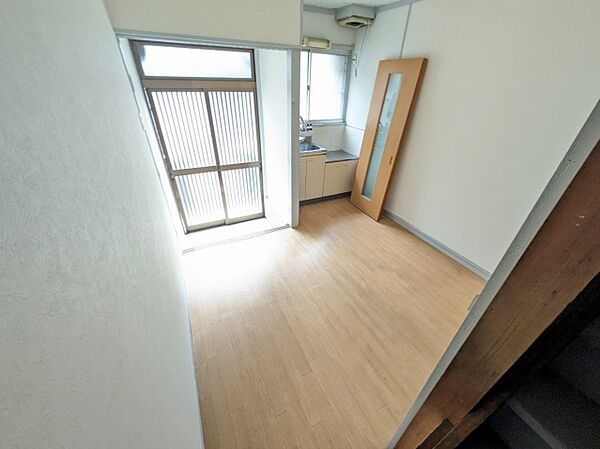 大阪府寝屋川市仁和寺町(賃貸テラスハウス3K・1階・42.00㎡)の写真 その3