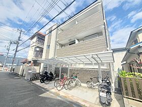 コンフォート南野口町  ｜ 大阪府門真市南野口町（賃貸アパート1DK・3階・32.18㎡） その1