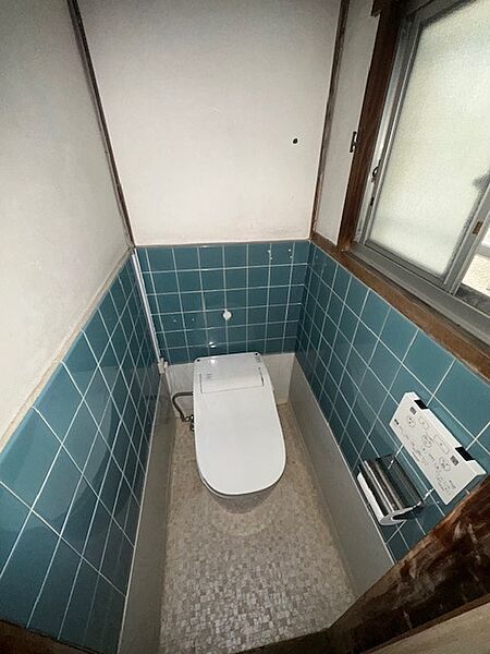 トイレを拡大表示