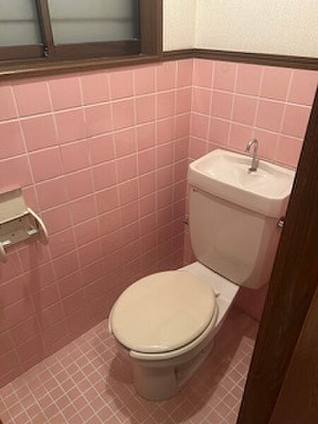 トイレを拡大表示
