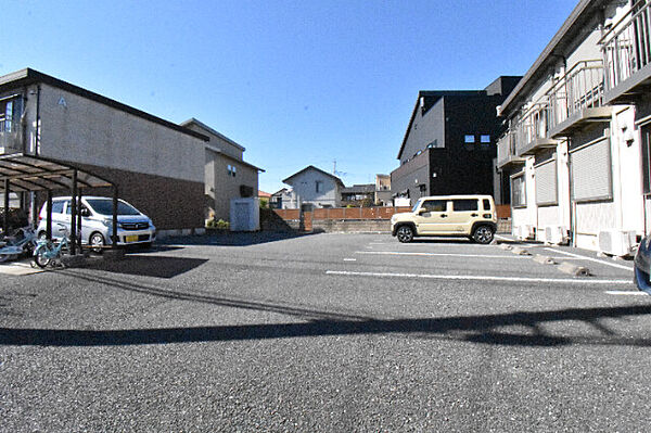 detached 埼玉県北足立郡伊奈町内宿台5丁目126

地図を見る