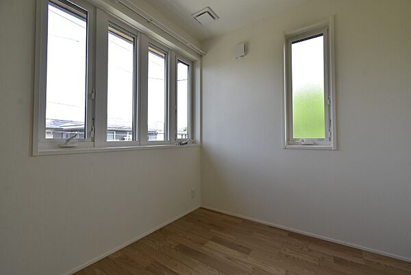 detached 埼玉県上尾市大字瓦葺3353-3

地図を見る