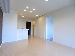 ラディーチェＢ 1階2LDKのリビング/ダイニング