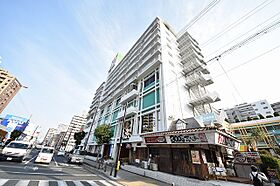 ファミリーコーポ今福  ｜ 大阪府大阪市城東区今福東１丁目10番14号（賃貸マンション3LDK・8階・64.32㎡） その1