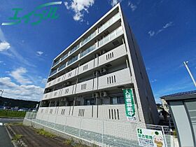 モンパールオキツモ希央台 101 ｜ 三重県名張市希央台２番町（賃貸マンション1K・1階・30.00㎡） その1