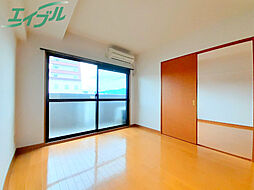 ルミエール名張駅前 5階2LDKのリビング/ダイニング