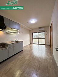 フラット立石C棟（伊賀市別府） 2階2DKのリビング/ダイニング