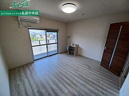 モンパールオキツモ希央台 3階1Kのリビング/ダイニング