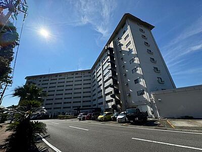 外観:閑静な住宅街に映える外観です。 外観:閑静な住宅街に映える外観です。