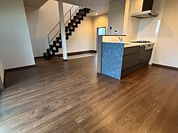 ジョワテラス B 1階1LDKのリビング/ダイニング